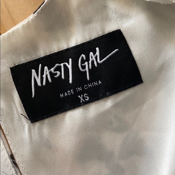 NWT Nasty Gal romper - Picture 8 of 8
